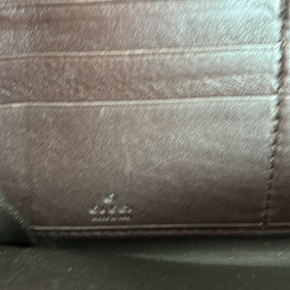 Gucci  Snap Closure Crossbody Mini Black Leather wallet - Picture 5 of 8